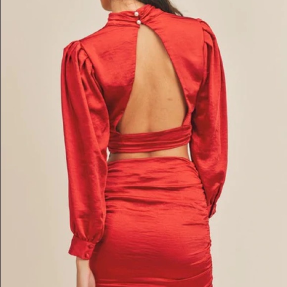 Red Satin Puff Sleeve Top & Skirt Set - Picture 9 of 9